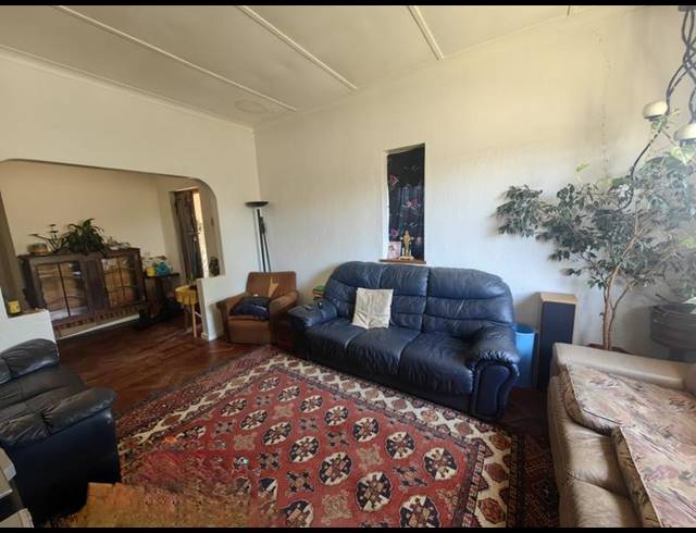 4 BEDROOM HOUSE FOR SALE IN PAROW VALLEY